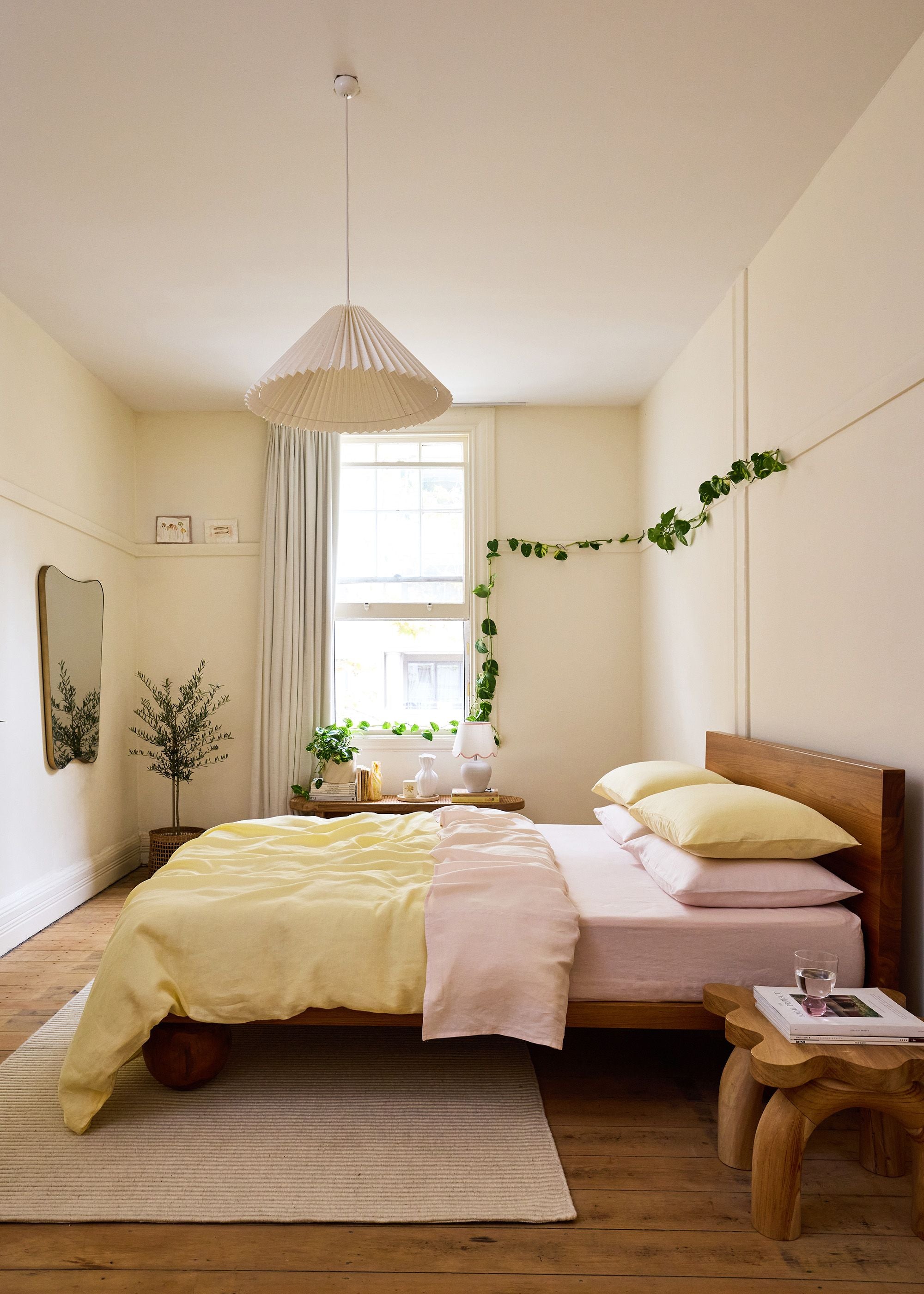 What Are the Best Sheets for Hot Weather? Bed Threads