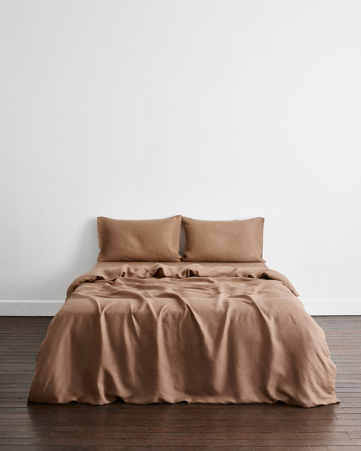 tobacco linen bedding Set in Tobacco. Duvet Cover and 2 Pillowcases Set. King, Queen, Twin, Full, Double, Single Size. Brown Linen Bedding All our linen bedding are pre Celso de Lemos Kroco Bedding
