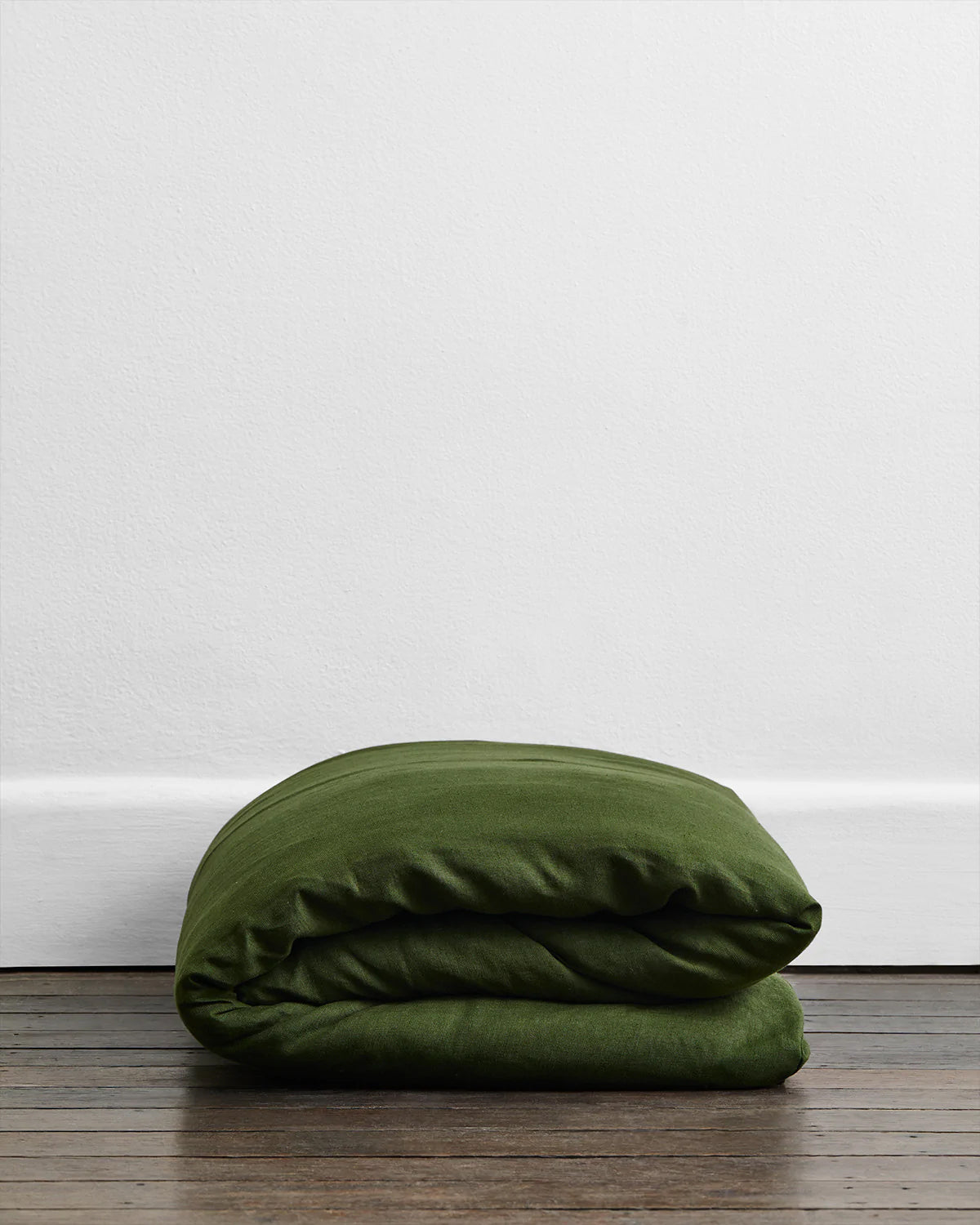 http://bedthreads.com/cdn/shop/products/olive-duvet.jpg?v=1675133505