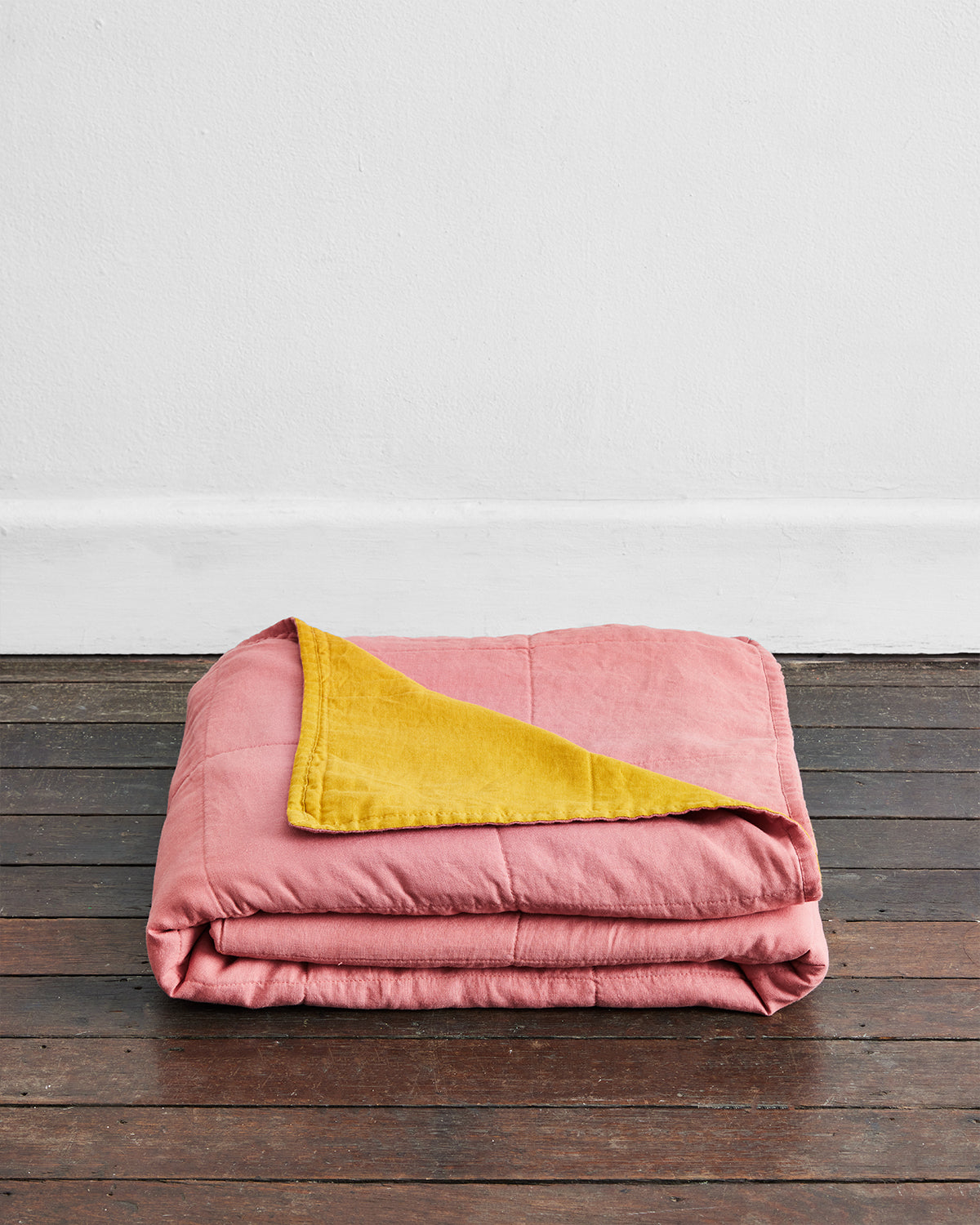 Pink velvet bed online throw