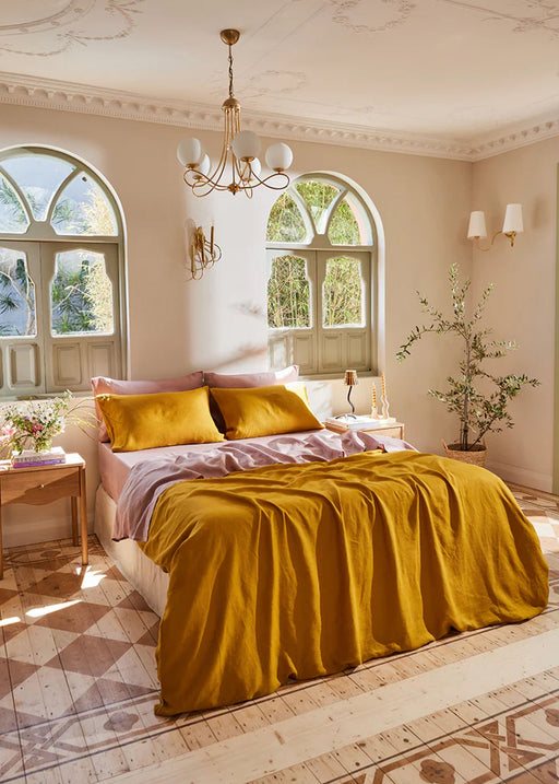 10 Summer Linen Color Combinations to Give Your Bedroom a Sunny Outlook