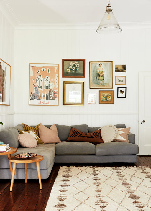 Detox Your Living Room With These 5 Simple Changes