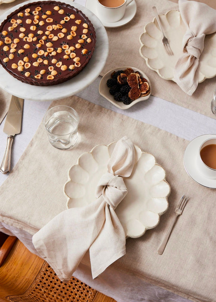 Napkin Folding for Casual Dinner Parties – Blog – Cotton & Flax