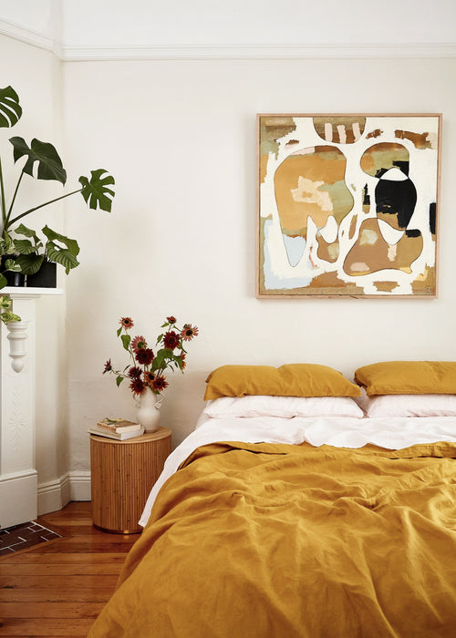 Every Interior Designer Knows These Simple Bedroom Decor Hacks