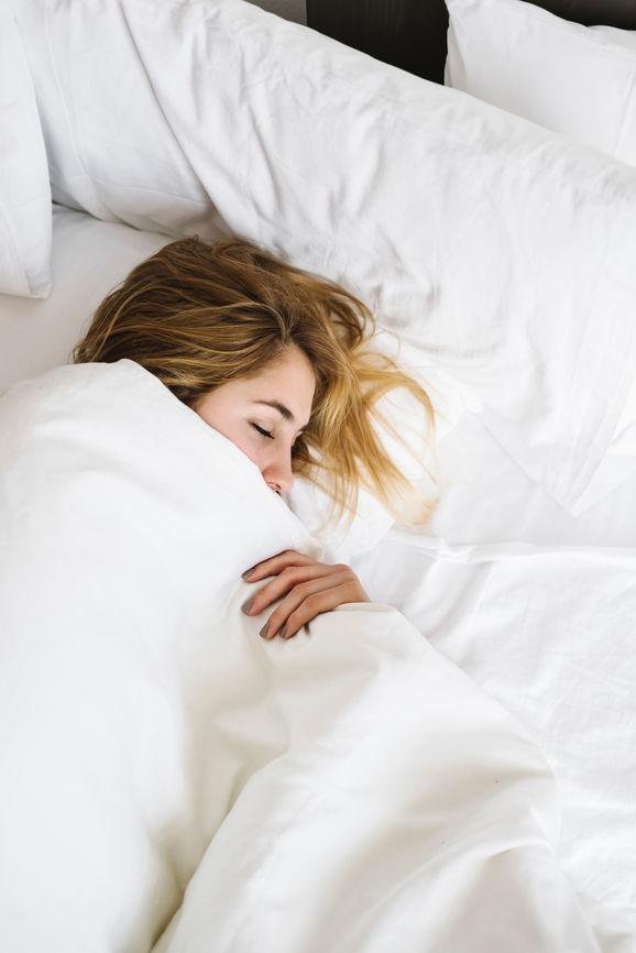 10 Simple Ways to Enhance the Quality of Your Sleep – Bed Threads