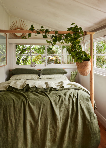 7 Enchanting Homes that Are Embracing The Green Color Trend