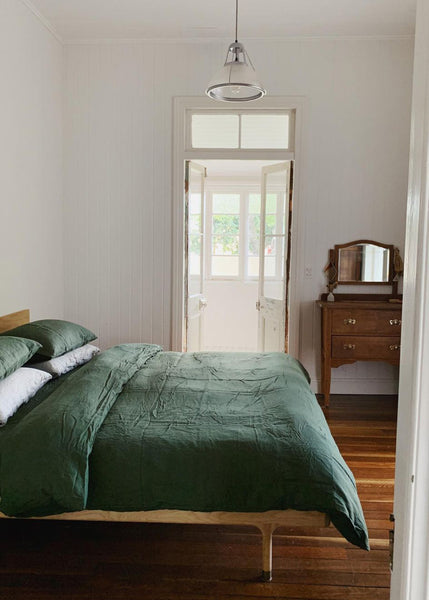19 Inspiring Ways the Bed Threads Community Style Their Bedrooms