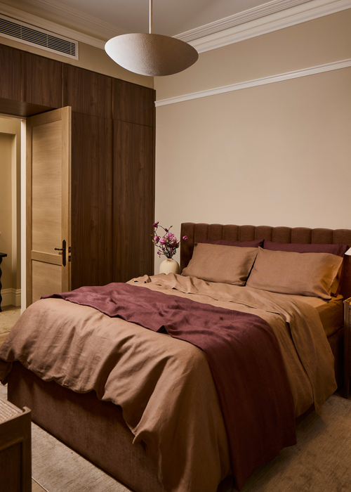 5 Easy (and Free) Ways To Make Your Bedroom Cozy for Fall