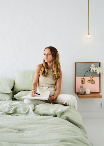 Inside Artist Ashleigh Holmes' Wabi-Sabi Apartment on Sydney's Northern Beaches