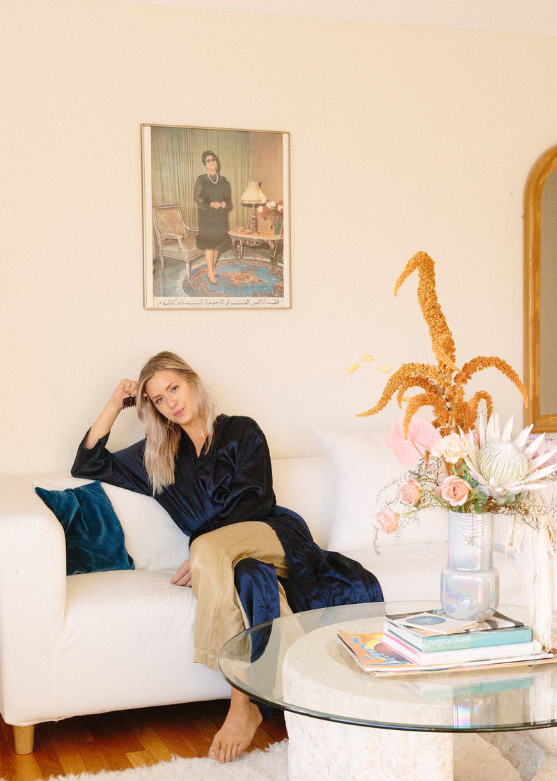 Inside Ceramicist Rachel Saunders '70s-Style Apartment on Vancouver Island