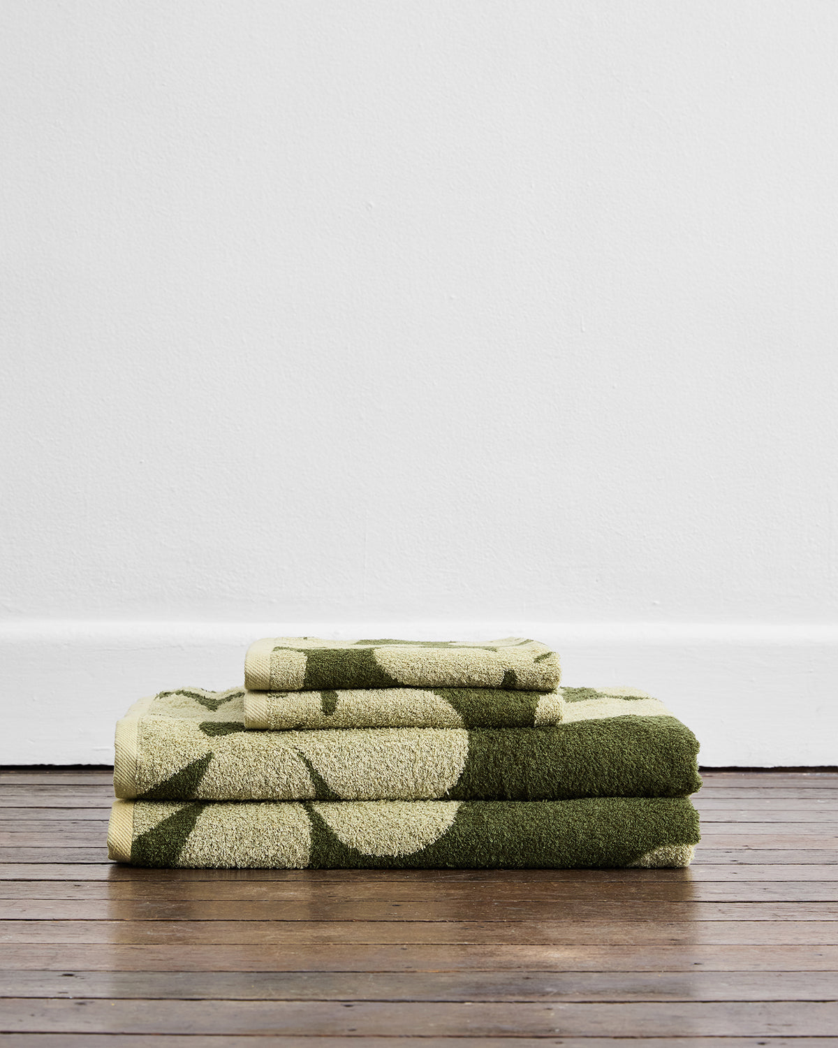 Sage & Olive Floral Bath Towel Bundle