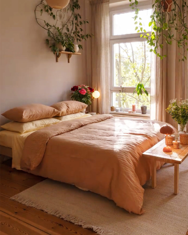 Brooklyn Loom 100% Natural Flax Linen 4-Piece Bed Sheet Set - On