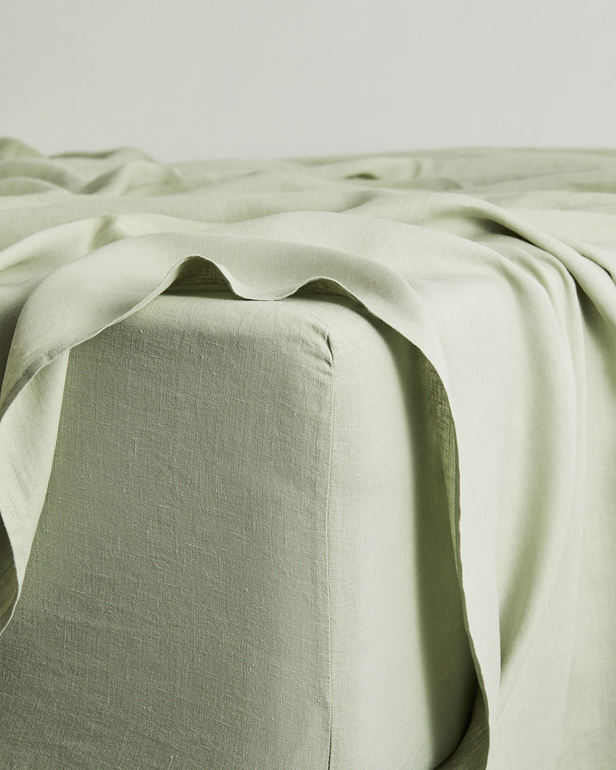 Sage 100% French Flax Linen Fitted Sheet queen size