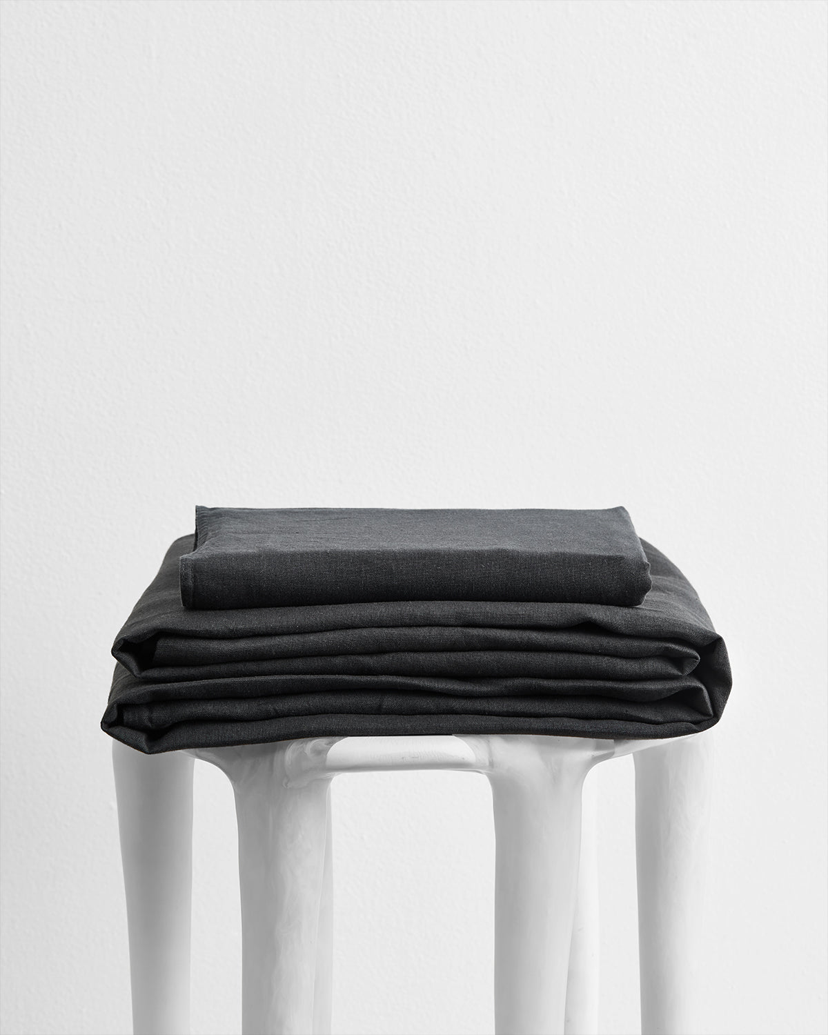 100% French Flax Linen Sheet Set - Charcoal | Bed Threads