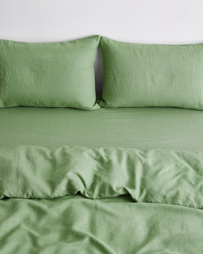 Linen 100% Moss Green Sheet Set / Moss Green Bedding / Linen Bedding Set /  1 Flat Sheet 1 Fitted Sheet 2 Pillowcases / New Year Gift 